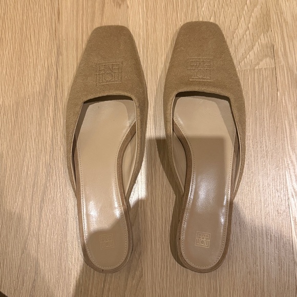 Toteme Tan Cashmere Slippers - Picture 2 of 5